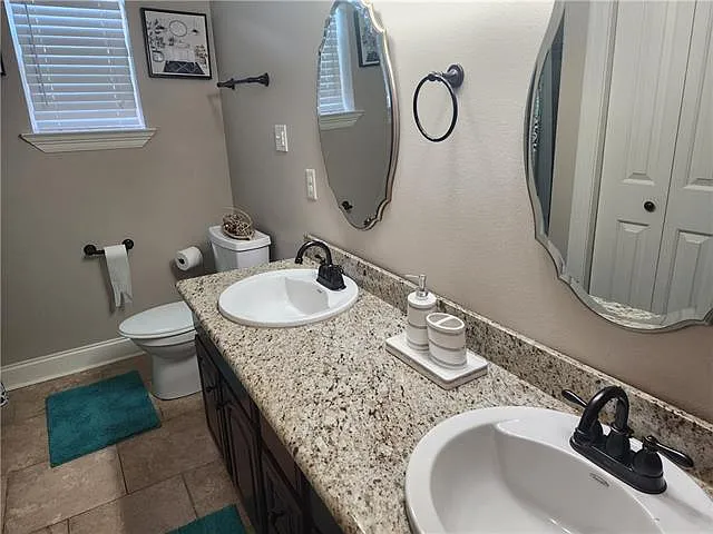 2309 Pirate Dr — Photo 32