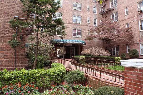 Sold by Century 21 Benjamin Realty | media 29