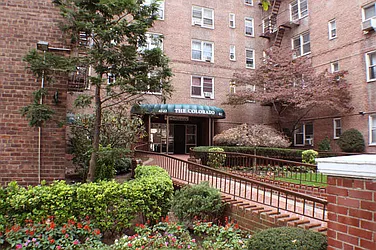 Sold by Century 21 Benjamin Realty