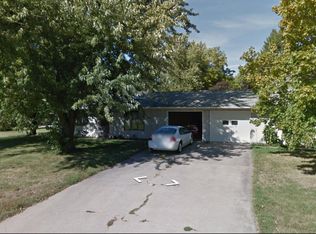 933 Harrison Ave, Grinnell, IA 50112