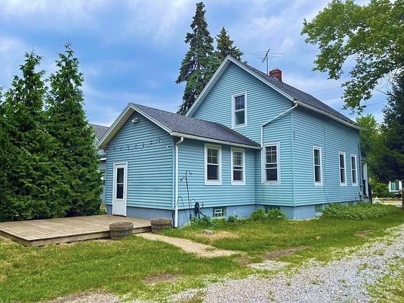 2nd image of 27008 1st St