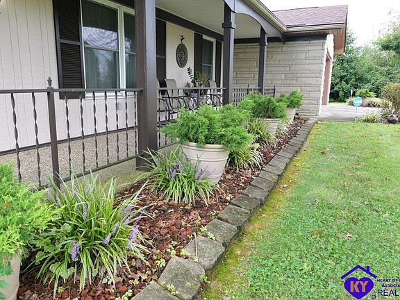 3rd image of 1266 Sunset Dr