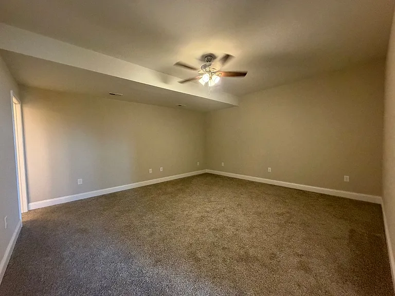 203 Ridgeview Dr — Photo 23