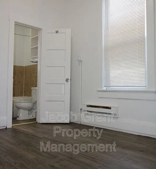 307 H St #1 — Photo 7
