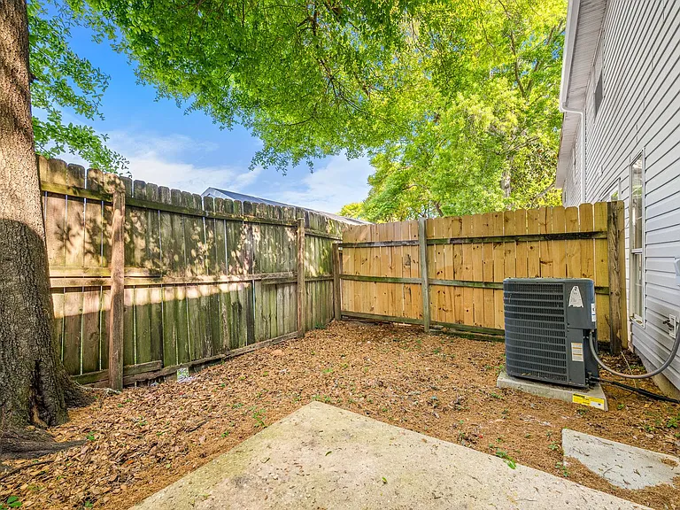 648 Virginia Oak Ct — Photo 39