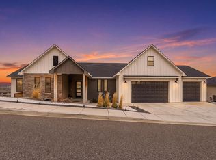 5520 Hershey Ln, West Richland, WA