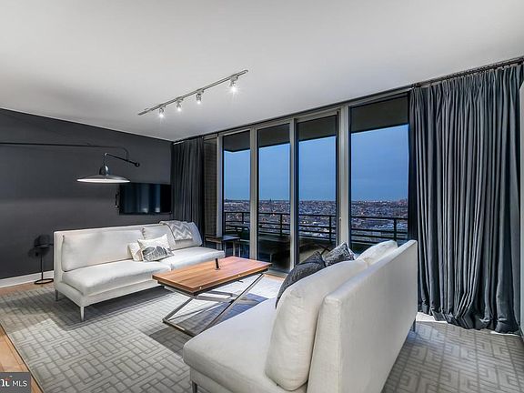 3rd image of 675 President St Unit 2209