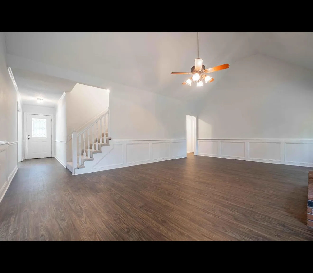 4 bed, 3011 sqft, $2,700 — Photo 2