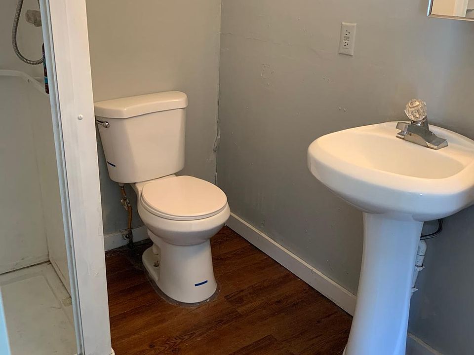 1st image of 2733 Dartmouth College Hwy #2