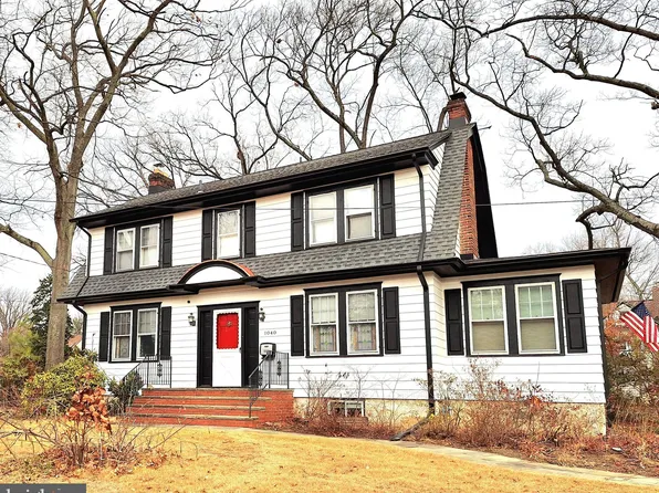 1040 N Main St, Pitman, NJ 08071