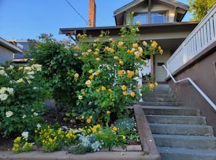 363 Garfield St, Seattle, WA 98109