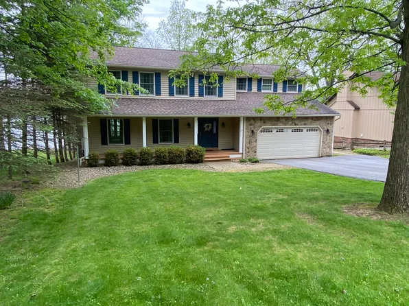 12503 Treasure Lake Rd, Du Bois, PA 15801