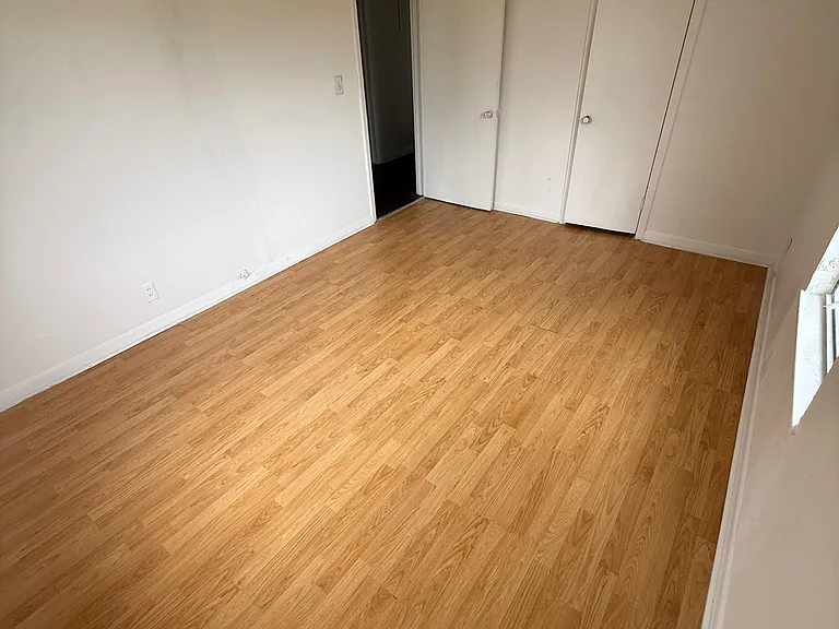 3255 Waverly St — Photo 5