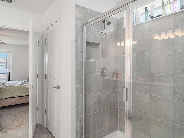 465 Waterford Dr — Photo 29