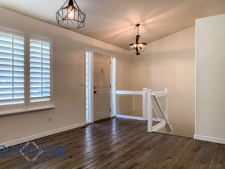 1934 E Wasatch Blvd — Photo 5