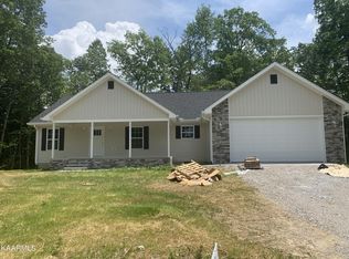 1003 S Ln, Grimsley, TN 38565