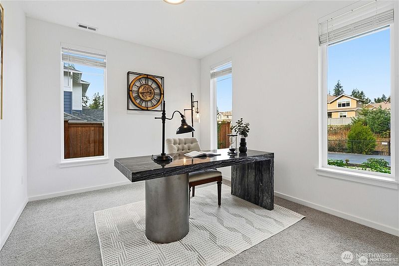 5th image of 6563 SE 8th Place