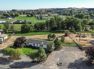 3202 Selah Loop Rd, Selah, WA 98942