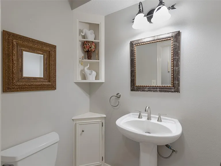9 Mallard Glen Pl — Photo 14