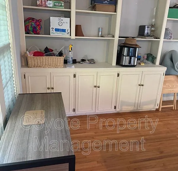 1524 S Jamestown Ave — Photo 3