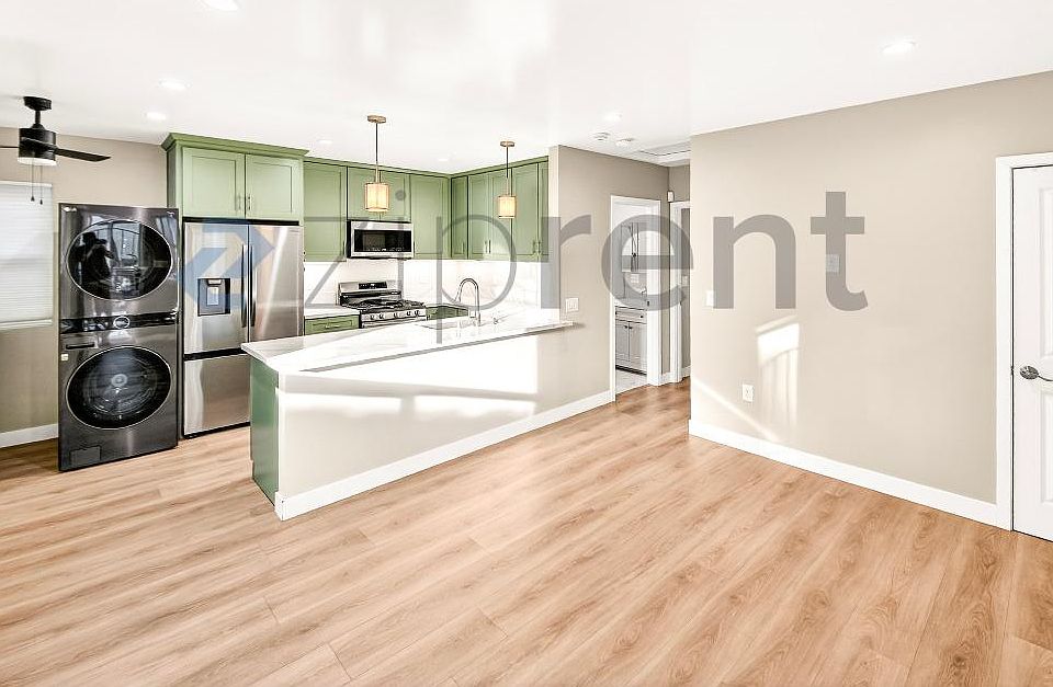 1st image of 363 E 63rd St #B