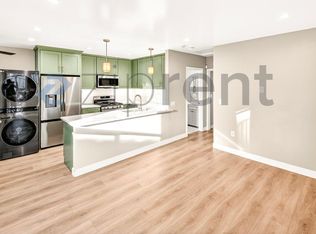 363 E 63rd St #B, Long Beach, CA 90805