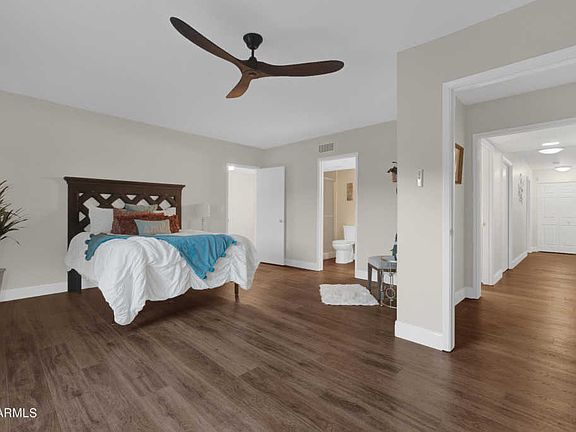 4th image of 11422 N Cameron Ct