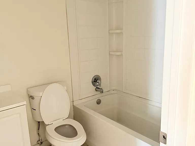 4332 Tara Ave #B — Photo 21