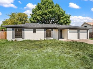 1705 S Timber Ct, Benbrook, TX 76126