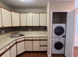 131 Longfellow Ave FLOOR 1, North Babylon, NY 11703