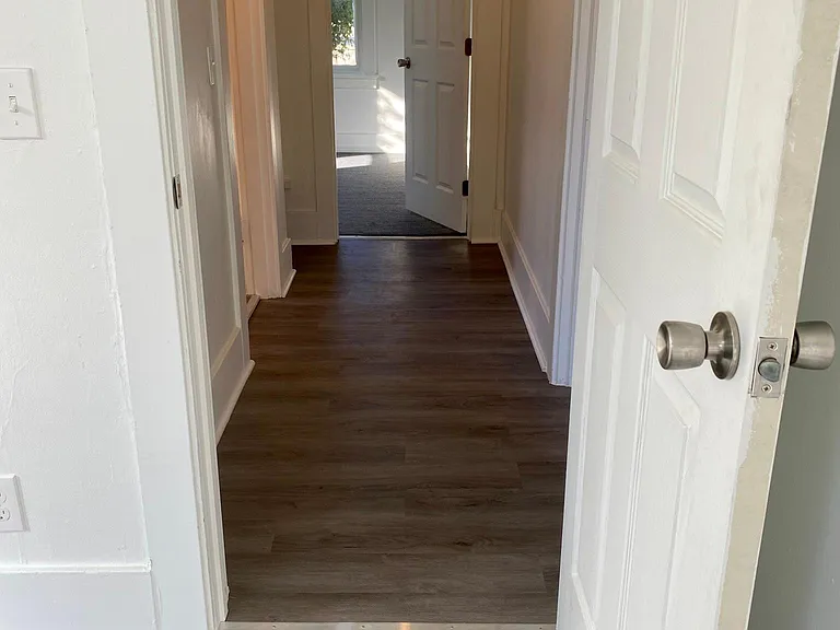 107 W Alder St — Photo 13