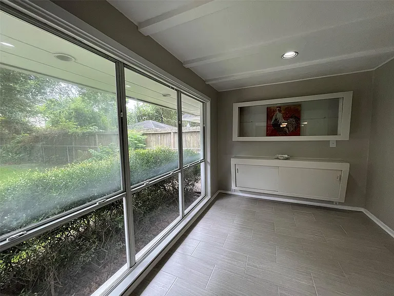 3229 Westridge St — Photo 5