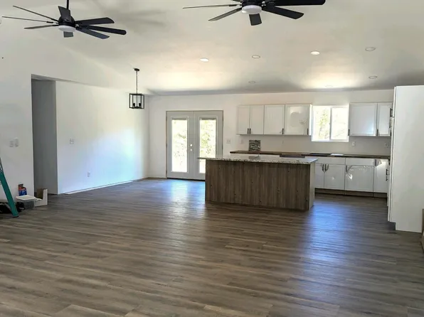 580 Mccord Bend Rd, Galena, MO 65656