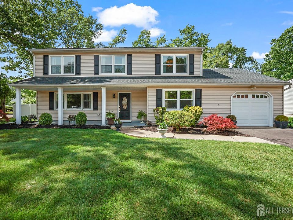 1st image of 12 McFadden Dr