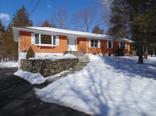 2060 North St, Fairfield, CT 06824