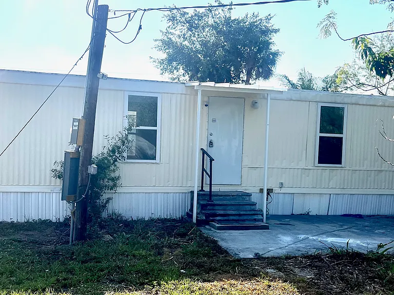 2388 Case Ln — Photo 13