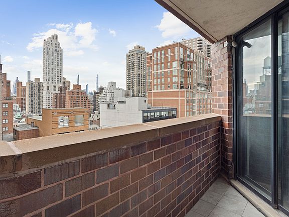 3rd image of 233 E 86th St APT 16A