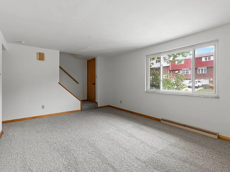 1105 Anna Ave — Photo 11