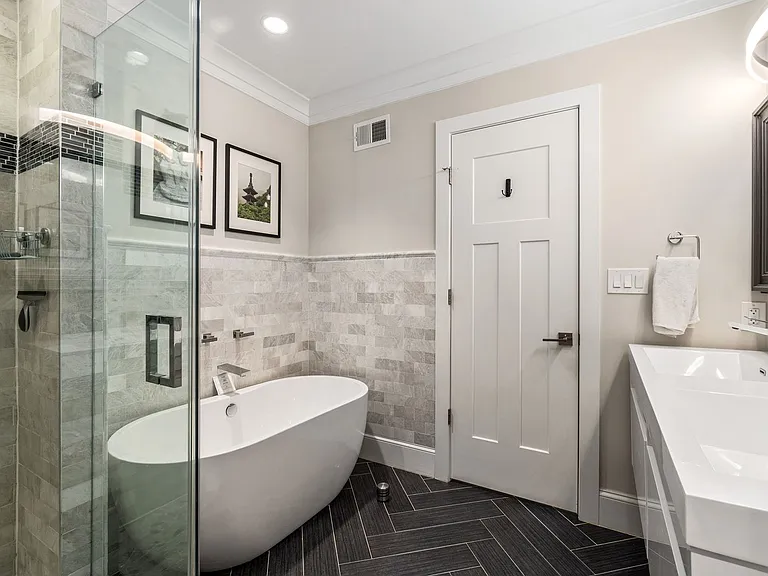 3523 13th St NW #2 — Photo 31