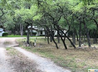 1823 Mustang Ln, San Marcos, TX 78666