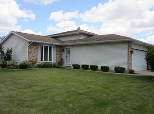 3251 Karen Ct, Joliet, IL