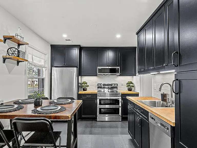 309 Rock Spring Dr SW — Photo 23