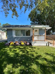 2522 22nd Ave, Port Huron, MI, 48060