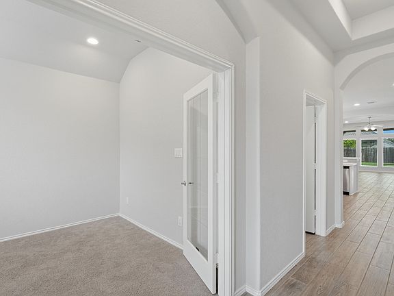 5th image of 2973 Coral Way