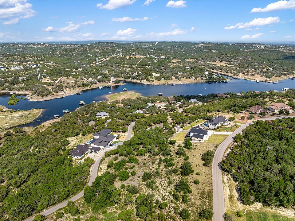 1st image of 2804 Lakehurst Rd