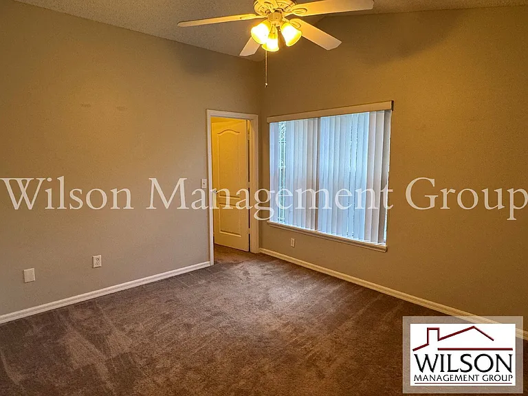 4944 Waterside Pointe Cir — Photo 25