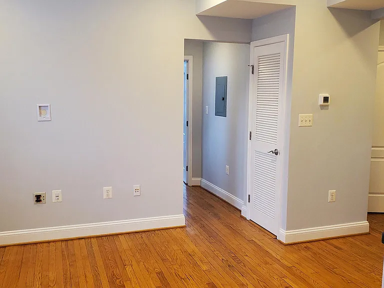 5611 5th St NW #21 — Photo 8