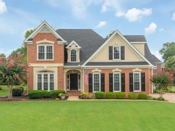 7803 Stones River Rd, Chattanooga, TN 37421