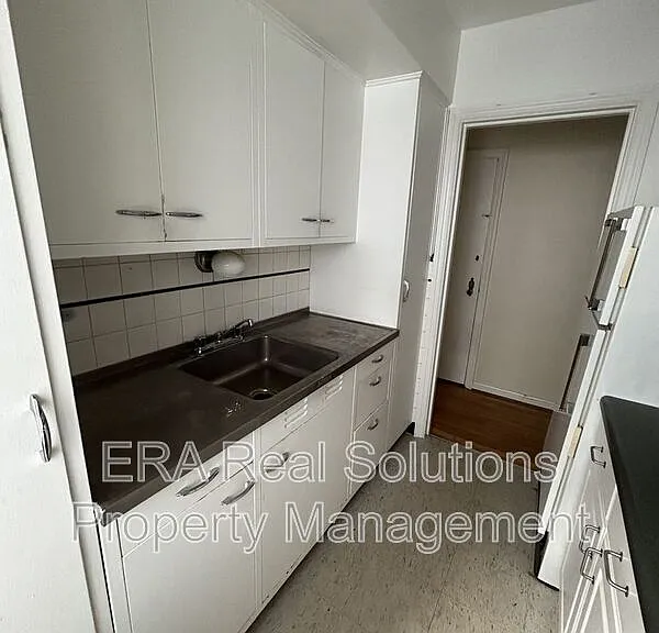 249 Loraine Ave #4 — Photo 17