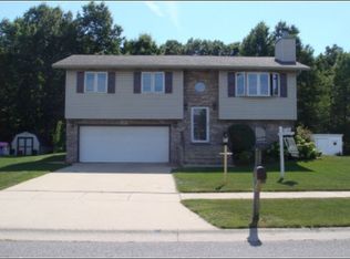 1383 Essex Dr, Porter, IN